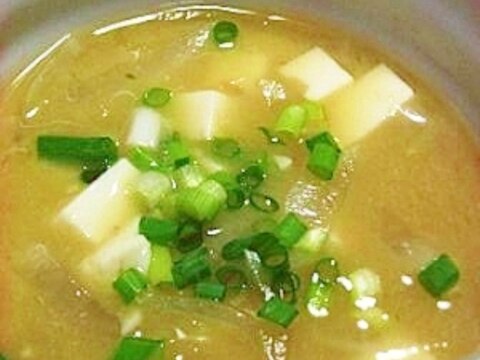 定番　大根と豆腐のお味噌汁